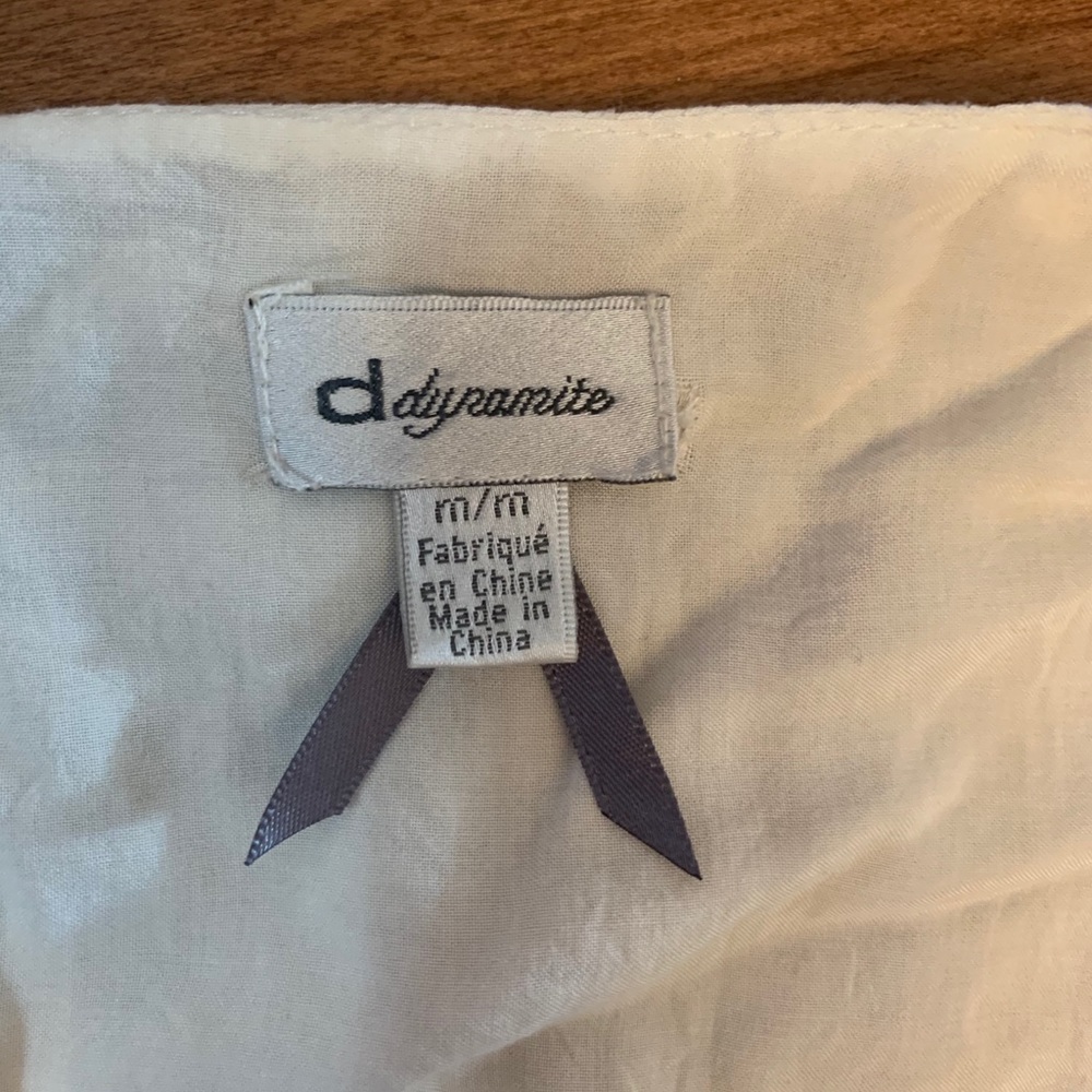 Dynamite Blouse - Picture 3 of 4